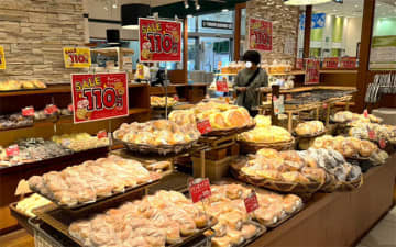 「ブーランジェリー横浜 上尾店」のセールの様子