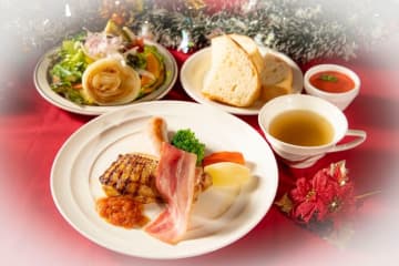 ▲クリスマスディナーセット（淡路鶏のグリル）